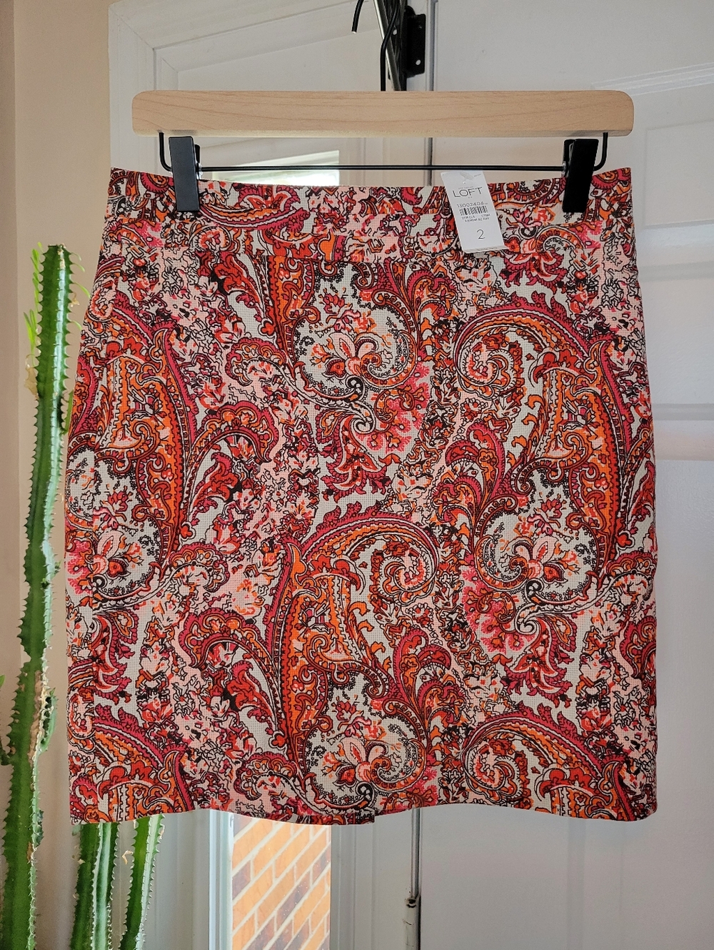 Ann Taylor LOFT Floral Paisley Print Pencil Skirt, Size Womens 2 New With Tag